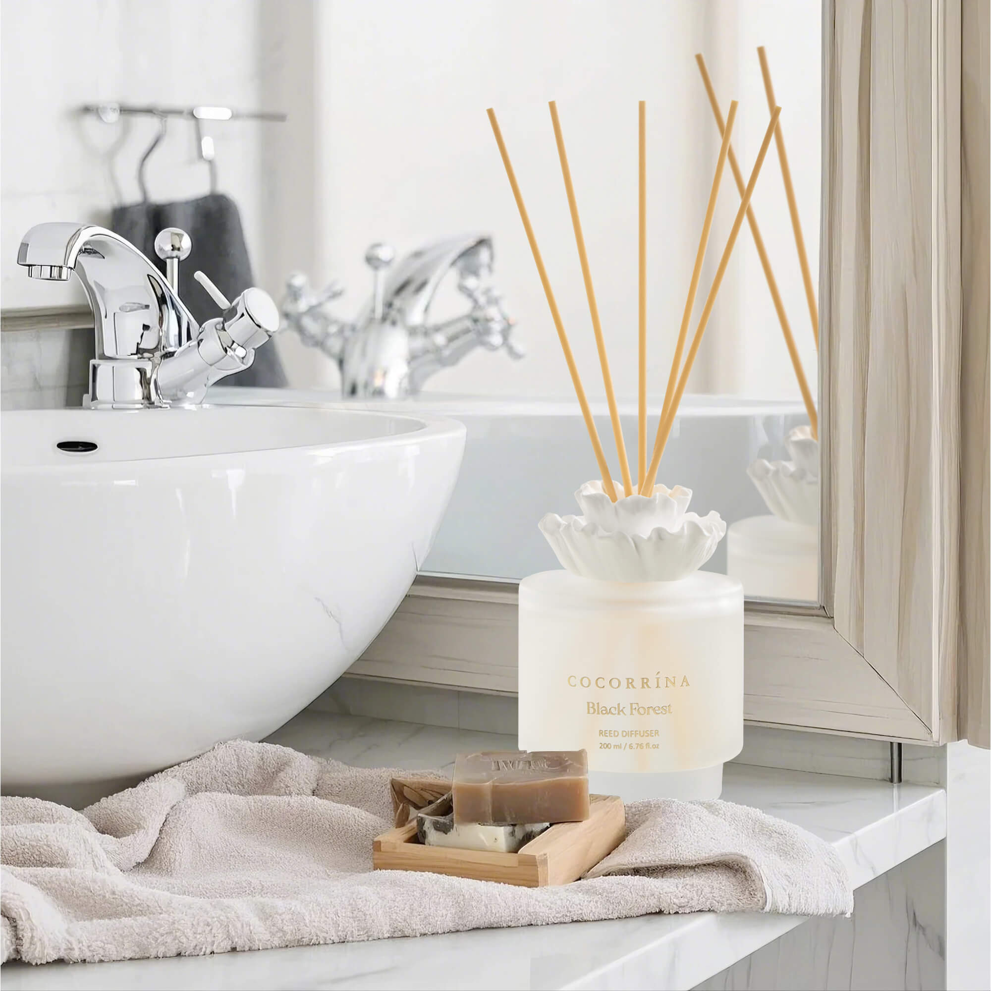 COCORRÍNA Gypsum Flower Black Forest Reed Diffuser