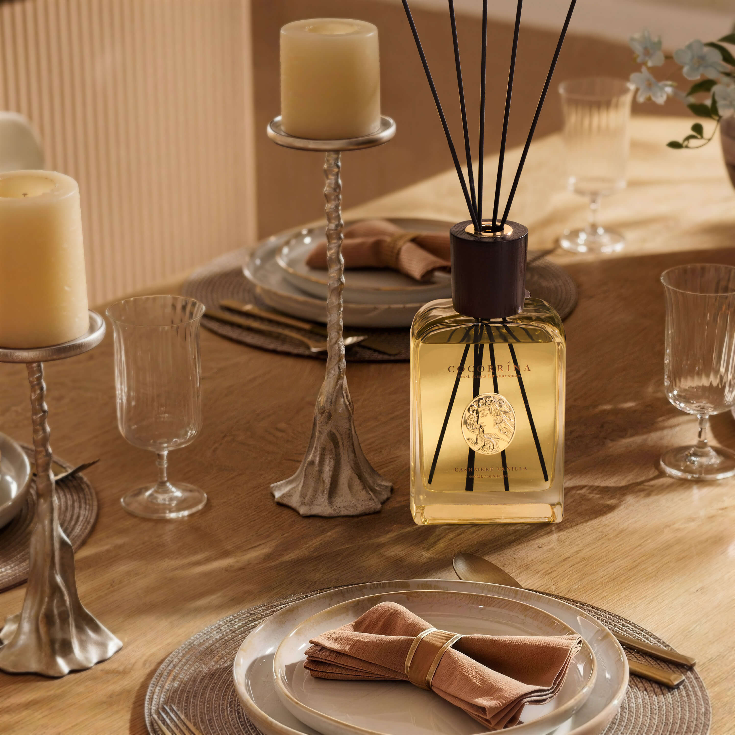 COCORRÍNA Cashmere Vanilla Reed Diffuser Set