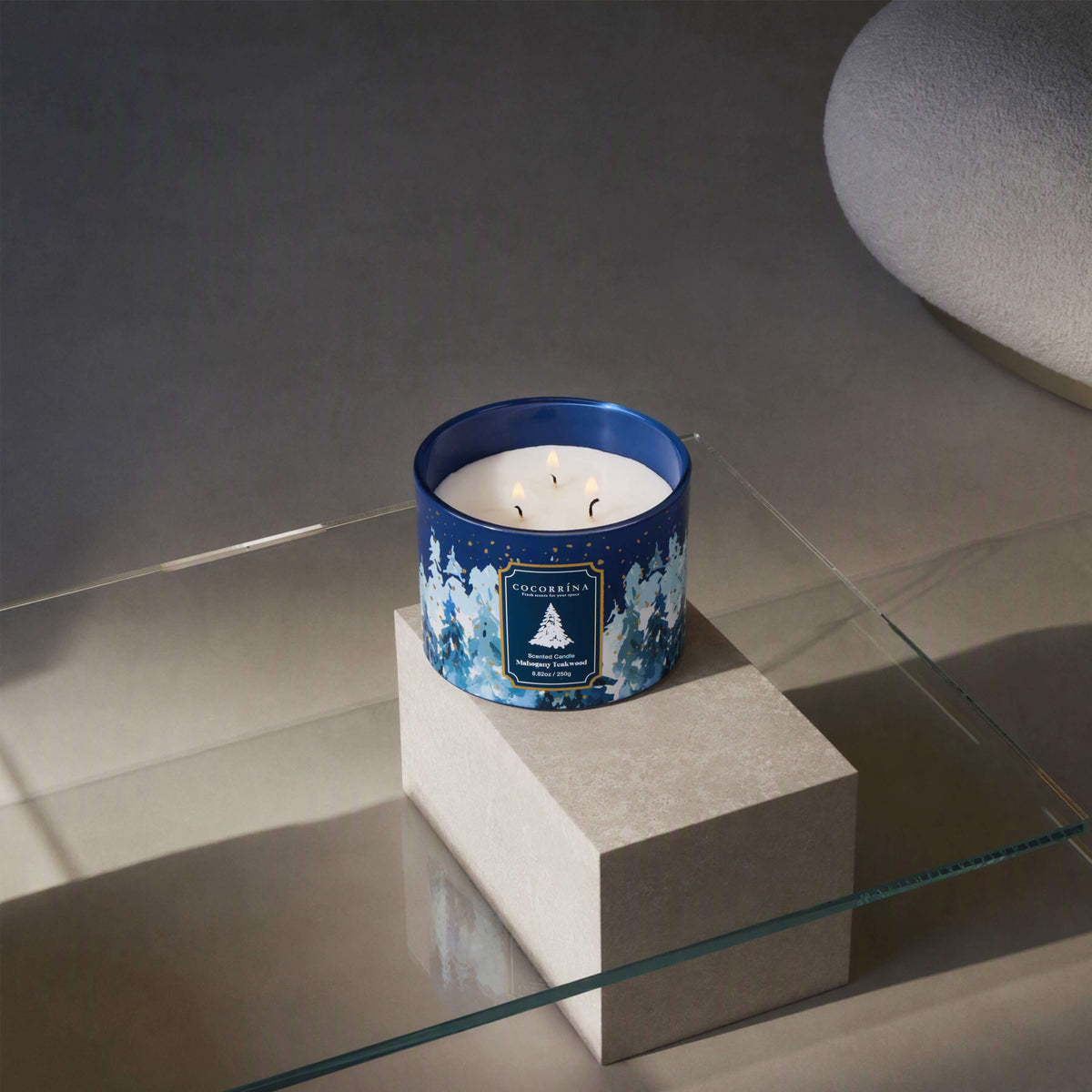 COCORRÍNA 8.8 oz Mahogany Teakwood Candle(Pre-Order)