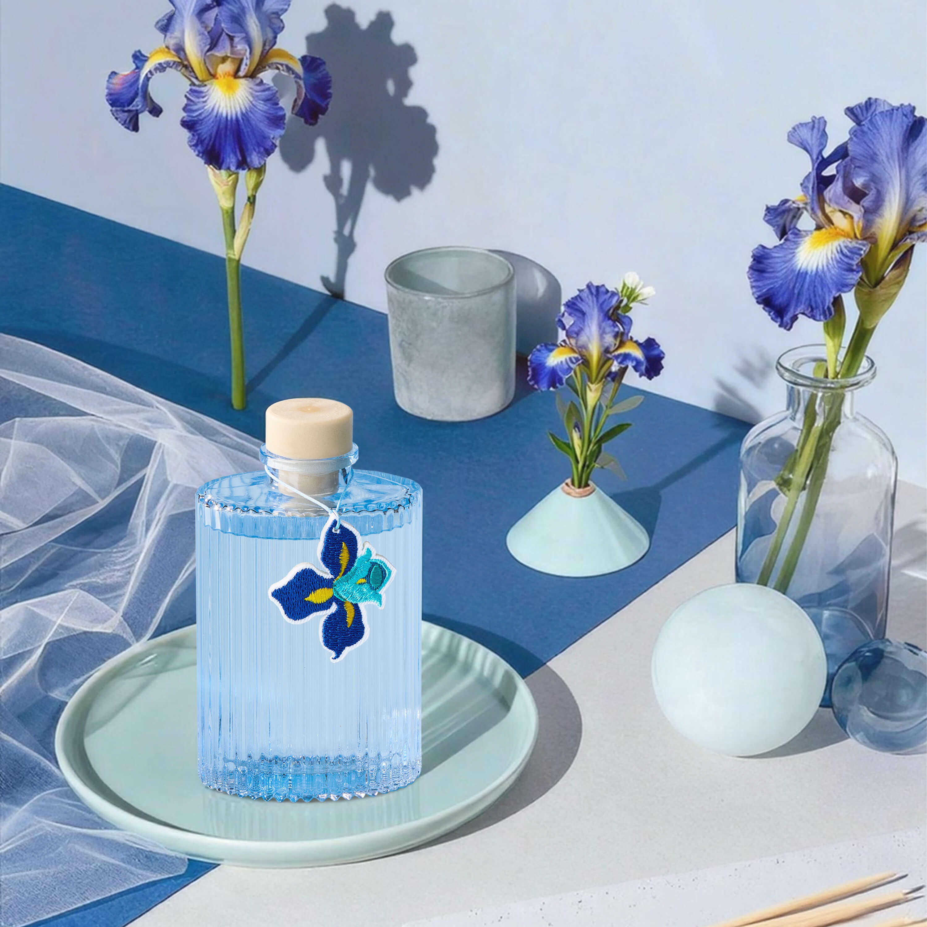 COCORRÍNA Blue Iris Veil Reed Diffuser Set
