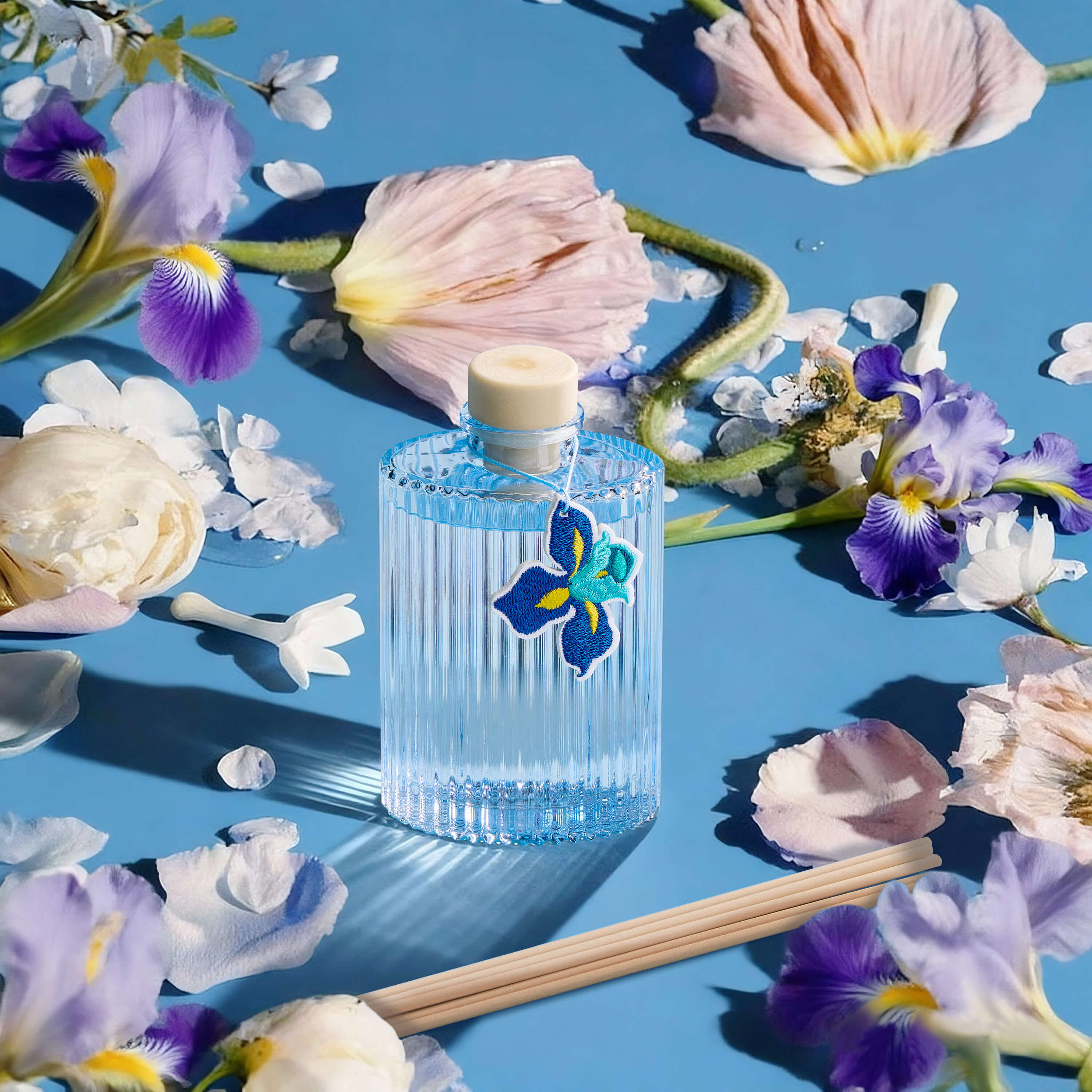 COCORRÍNA Blue Iris Veil Reed Diffuser Set