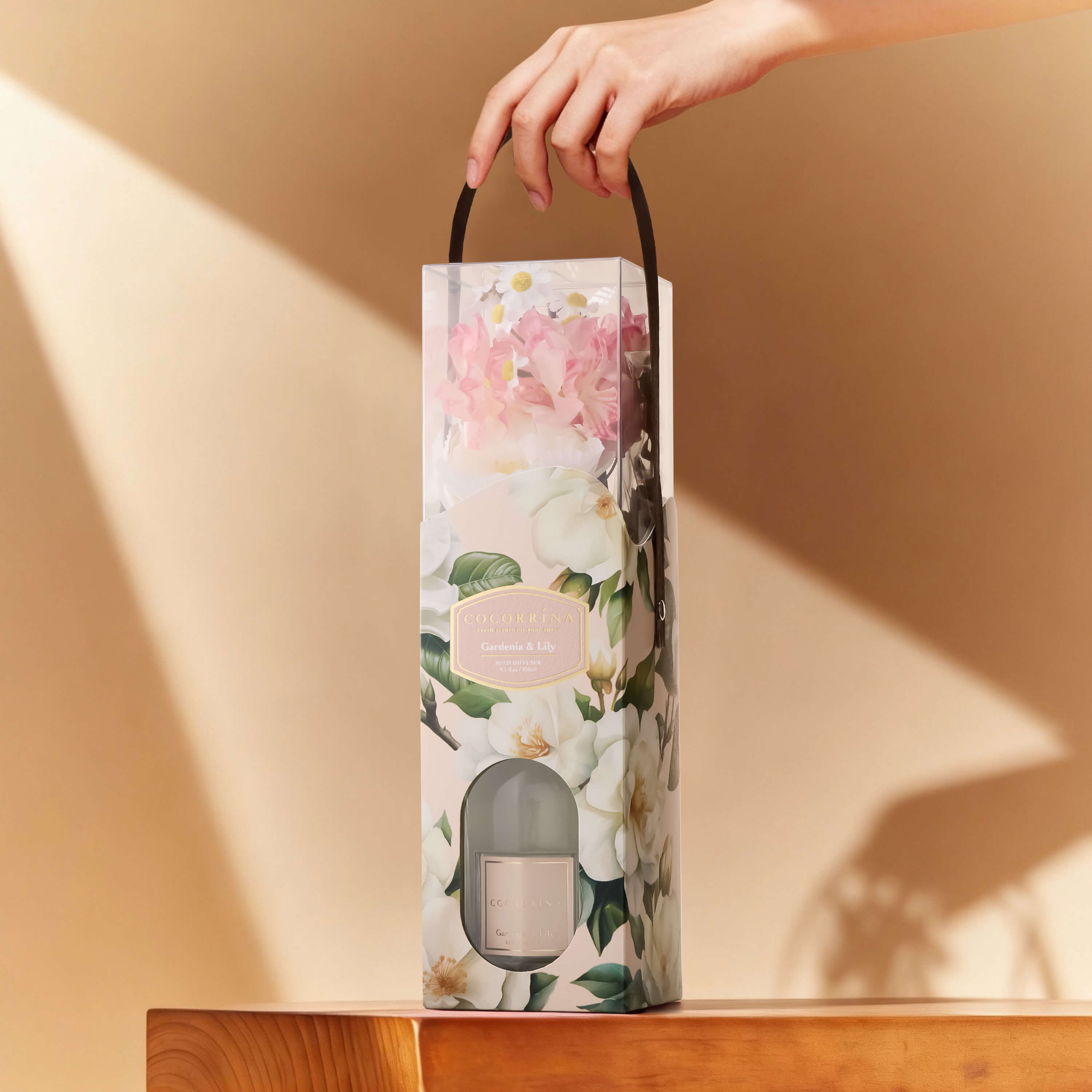 COCORRÍNA Gardenia & Lily Portable Gift Reed Diffuser Set