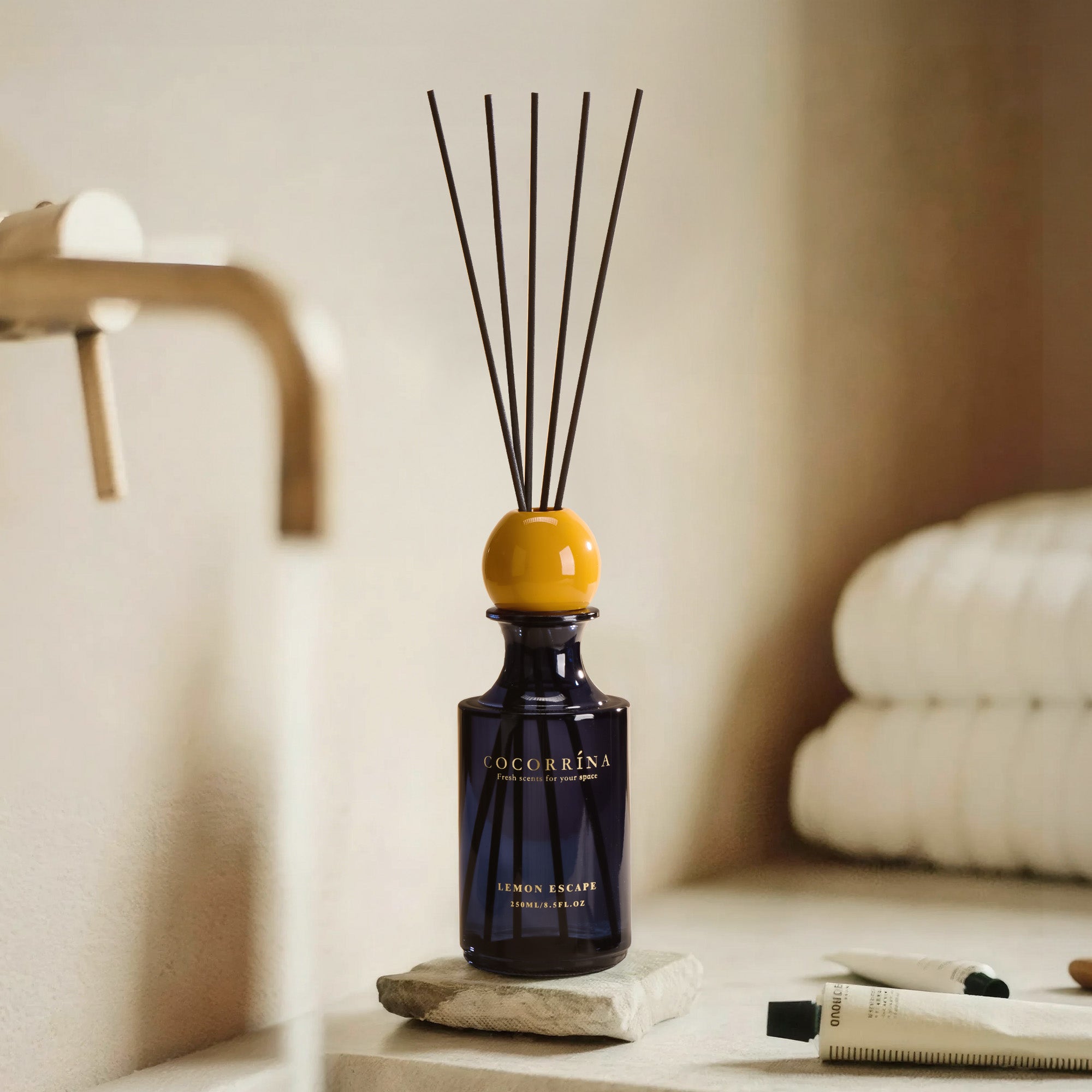 COCORRÍNA Lemon Escape Reed Diffuser