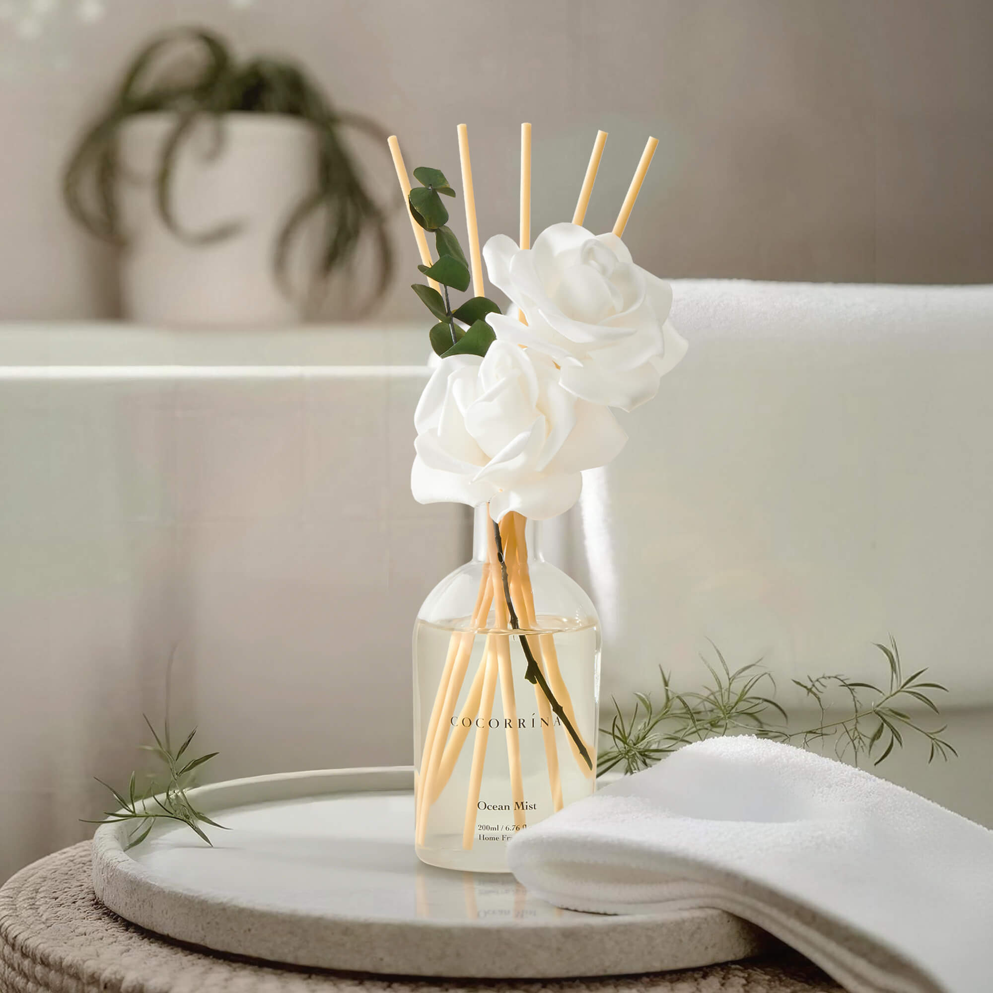 COCORRÍNA Ocean Mist White Rose Reed Diffuser