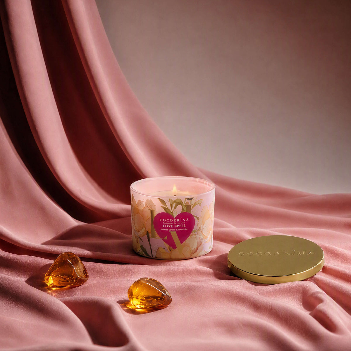 COCORRÍNA 8.8 oz Love Spell Candle（Pre-Order）