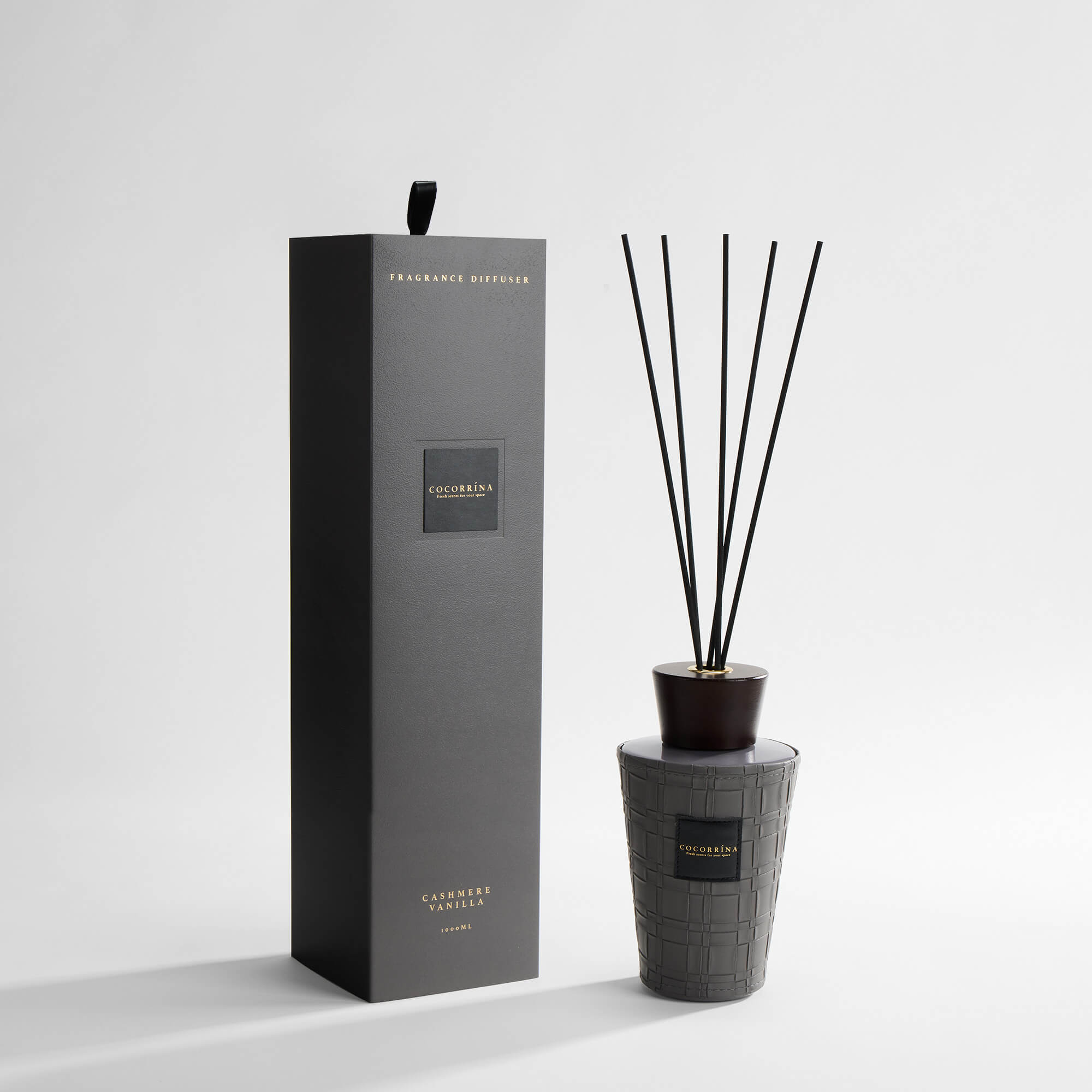 COCORRÍNA Cashmere Vanilla Reed Diffuser Set