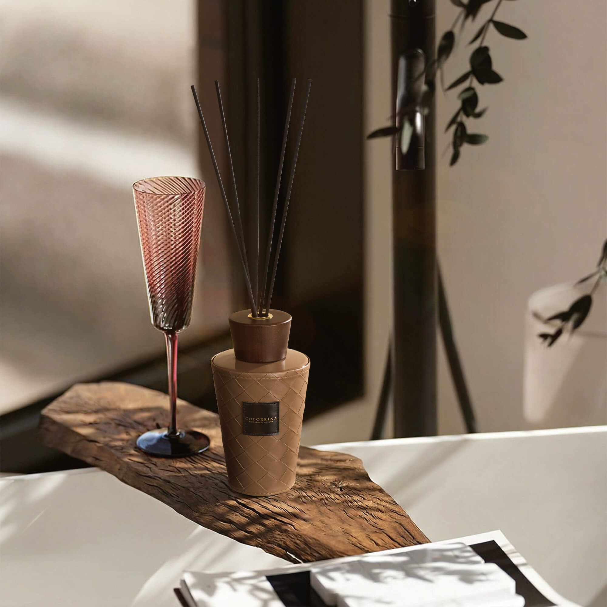 COCORRÍNA Sandalwood Rose Reed Diffuser Set