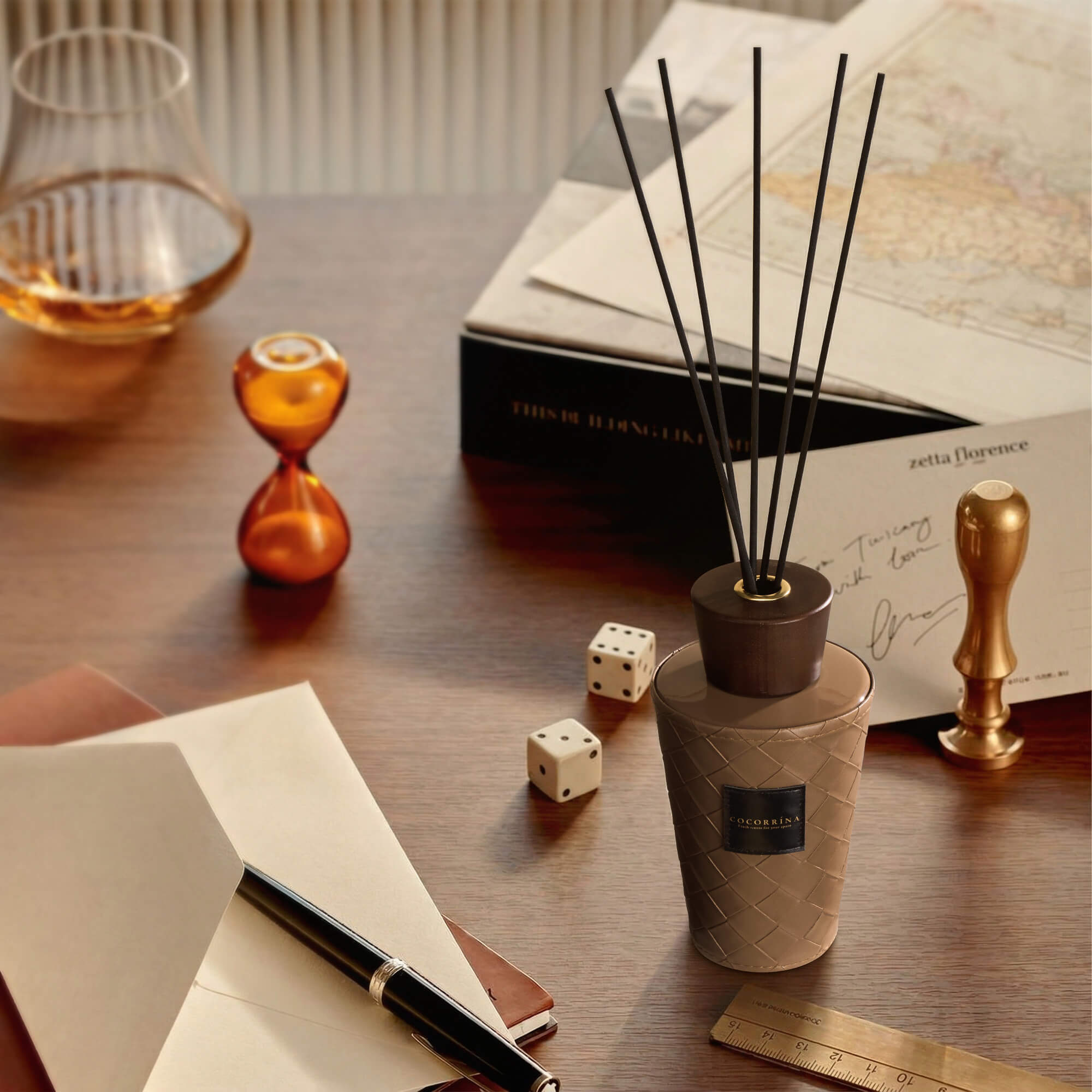 COCORRÍNA Sandalwood Rose Reed Diffuser Set