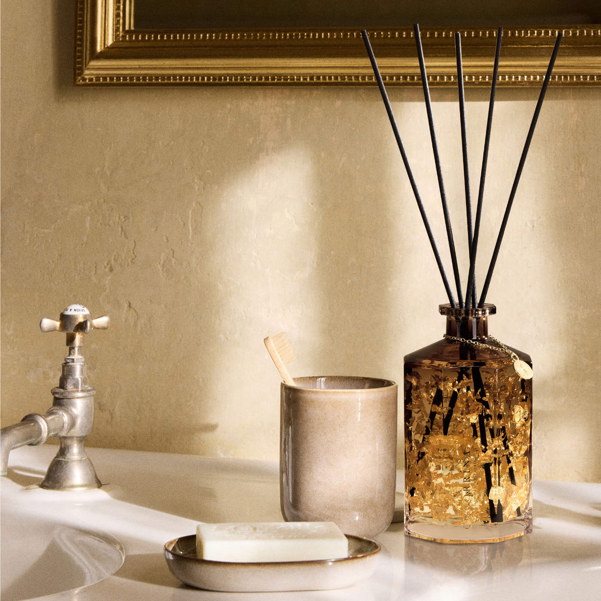 COCORRÍNA Clean Linen Reed Diffuser Set