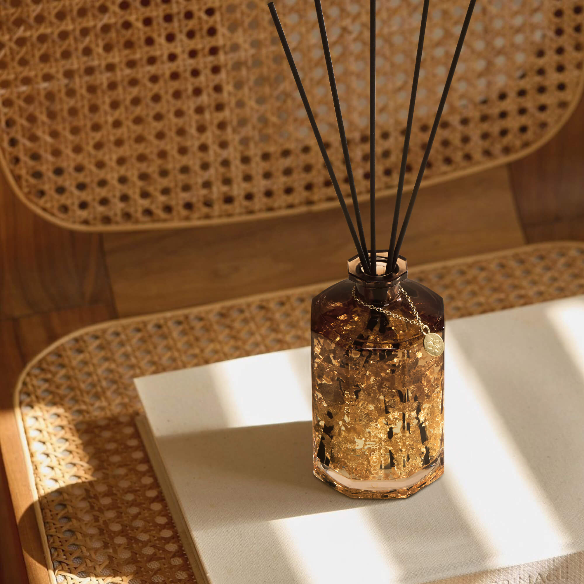 COCORRÍNA Clean Linen Reed Diffuser Set