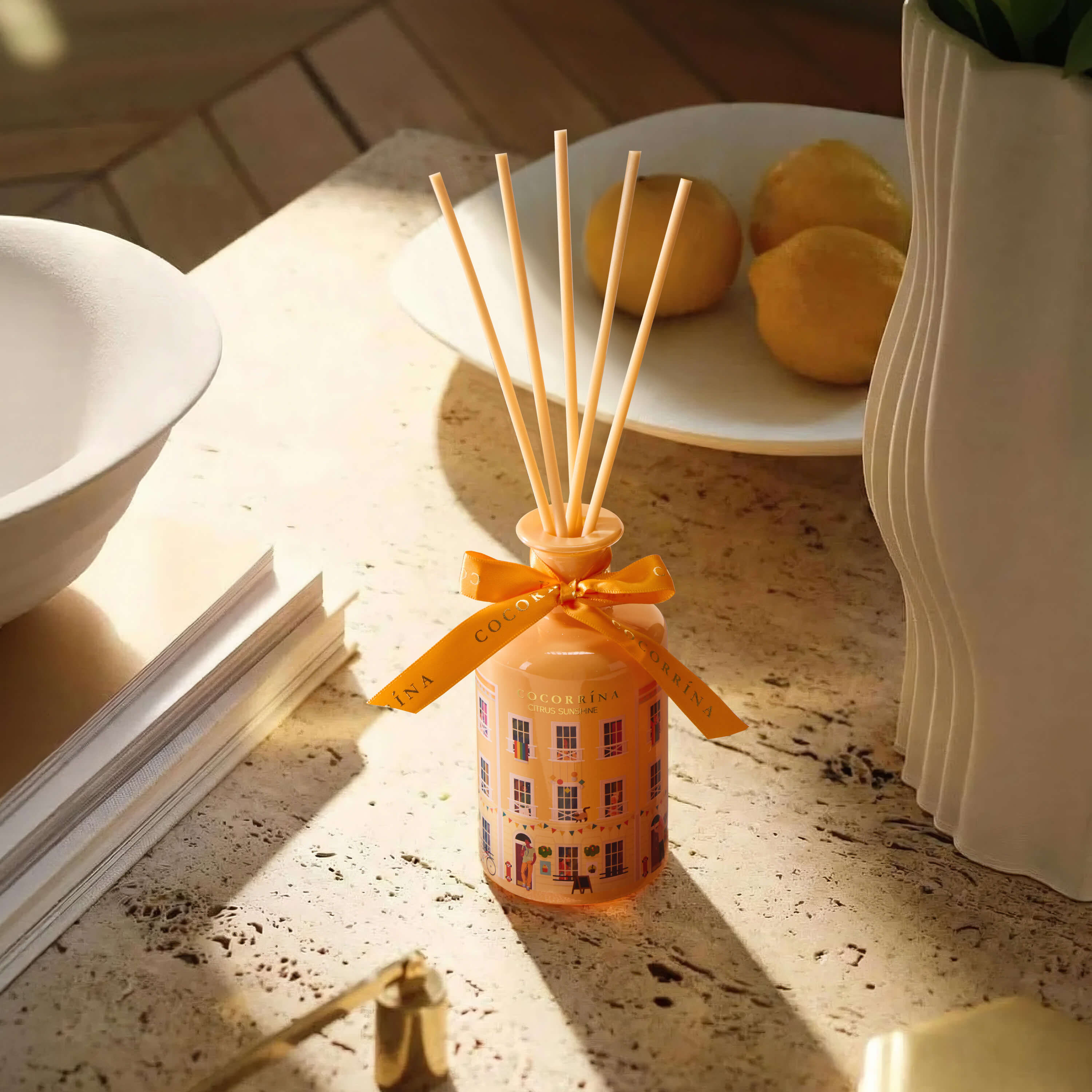 COCORRÍNA Citrus Sunshine House Shape Reed Diffuser Set