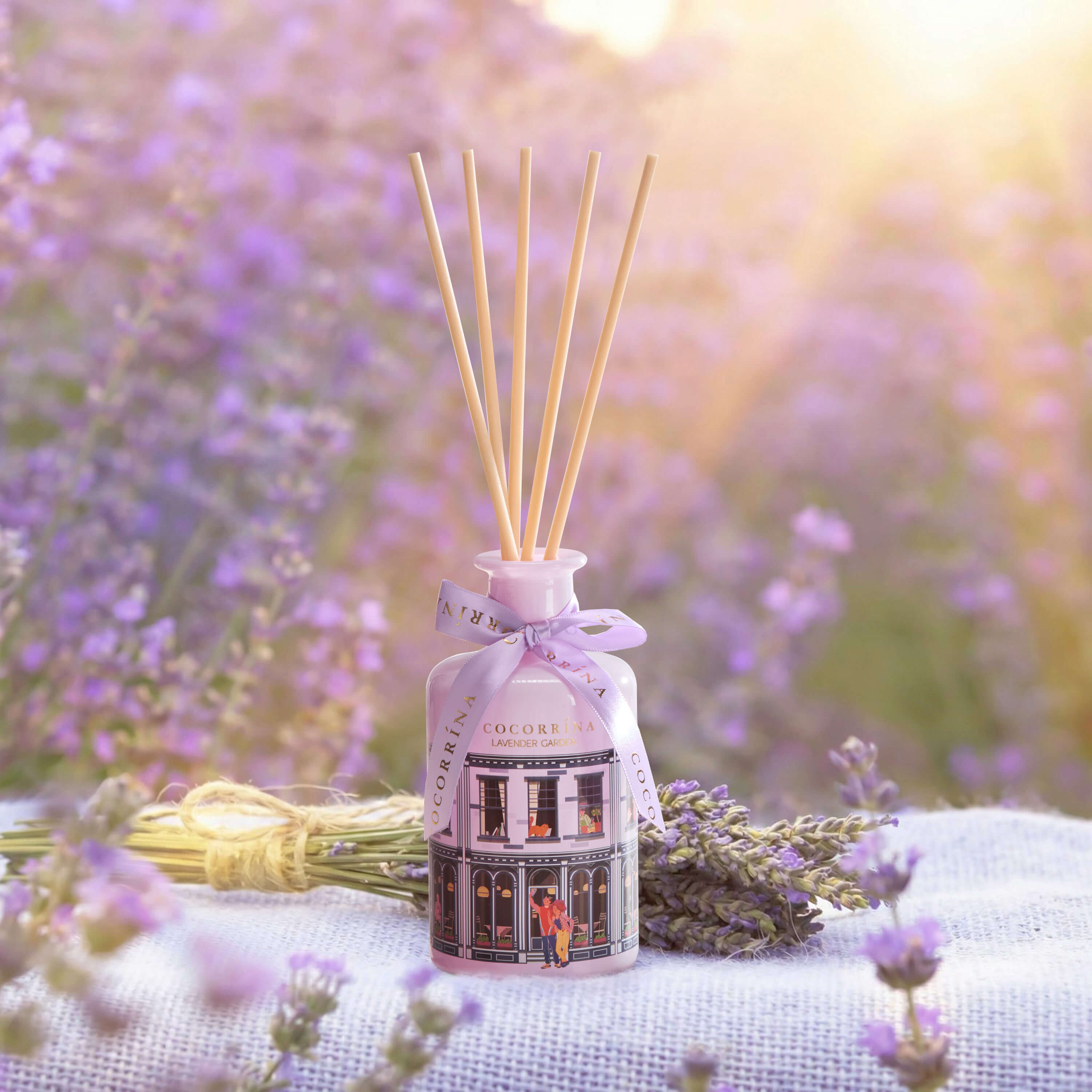 COCORRÍNA Lavender Garden House Shape Reed Diffuser Set