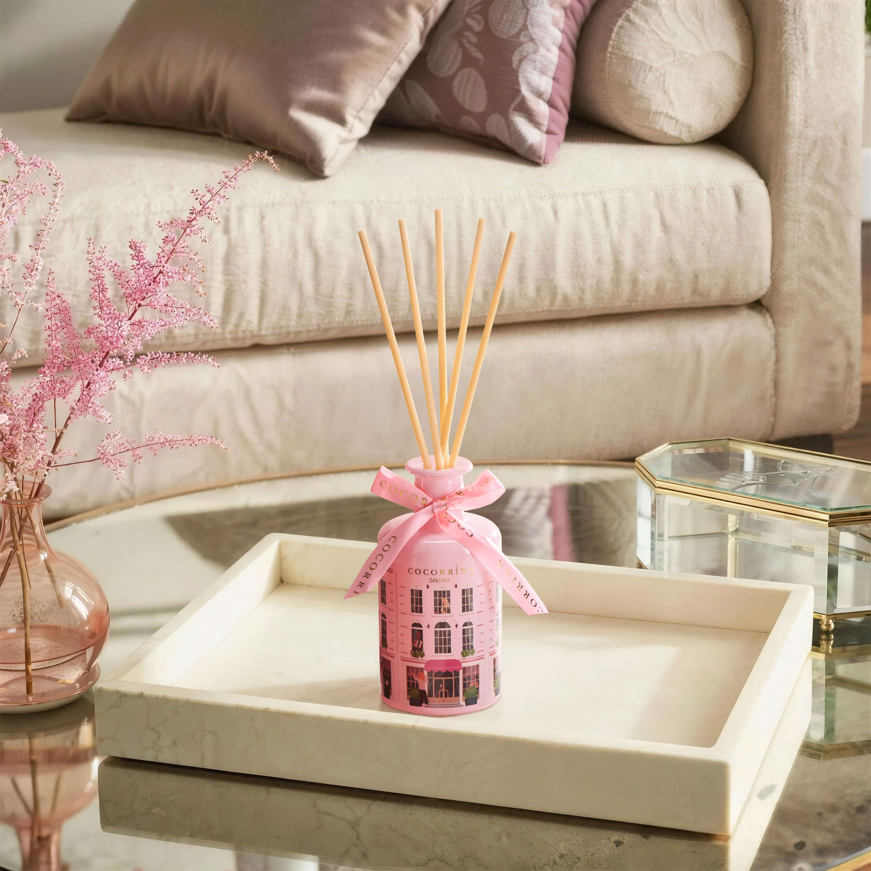 COCORRÍNA Sakura House Shape Reed Diffuser Set