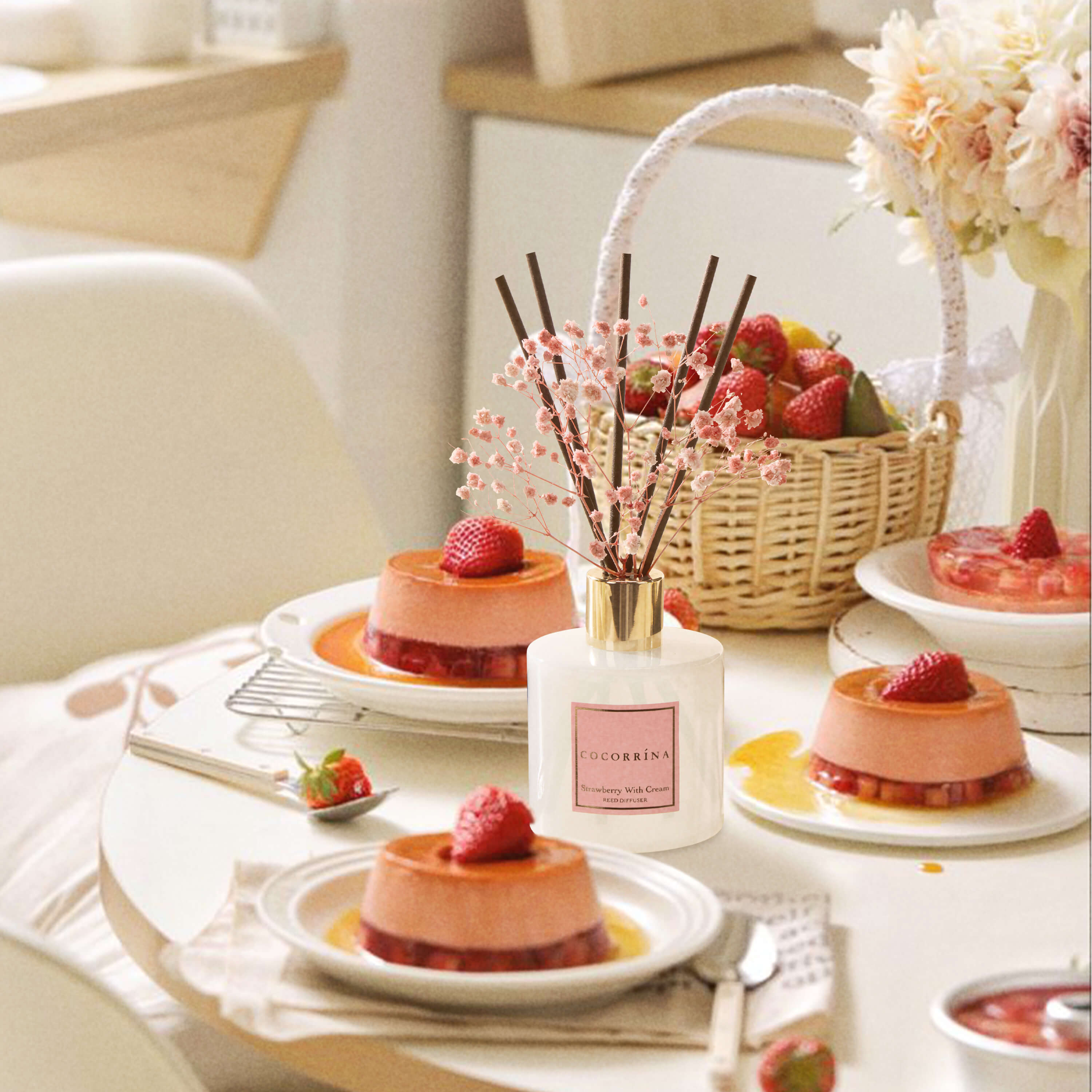 COCORRÍNA Strawberry with Cream Reed Diffuser Set